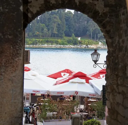 아파트 Volta L 로비니